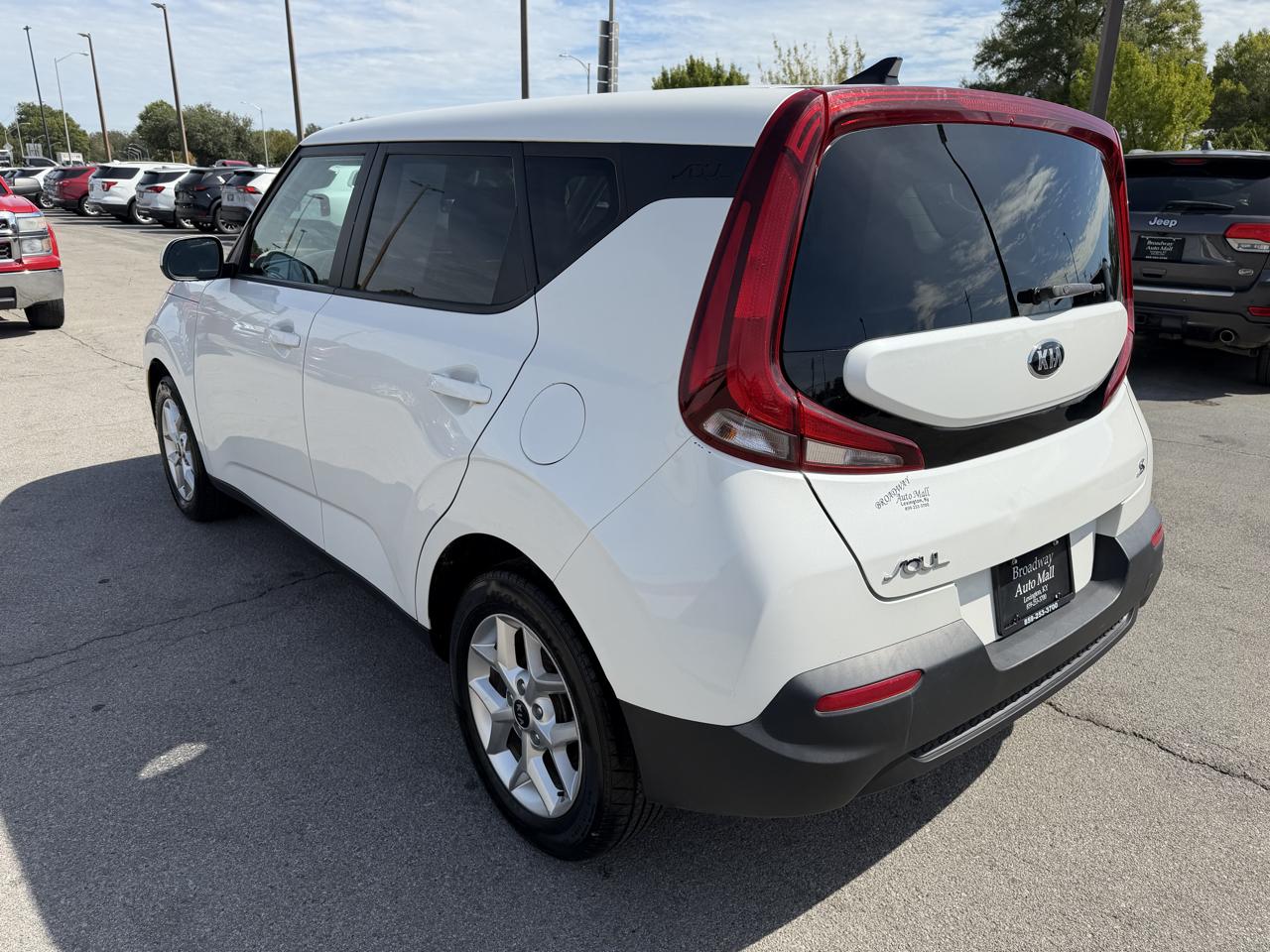 Kia Soul S 2020