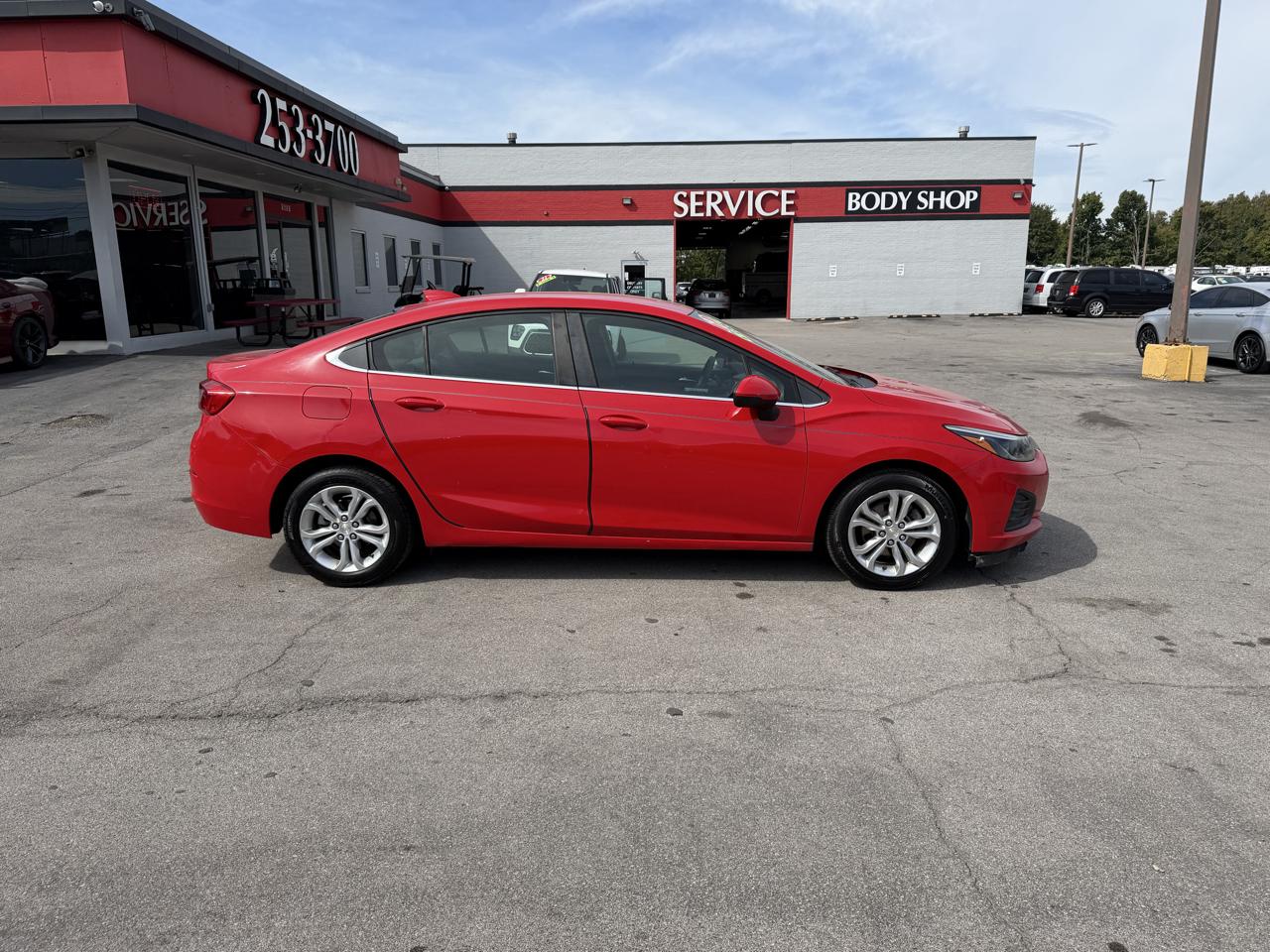 Chevrolet Cruze 4dr Sdn LT 2019