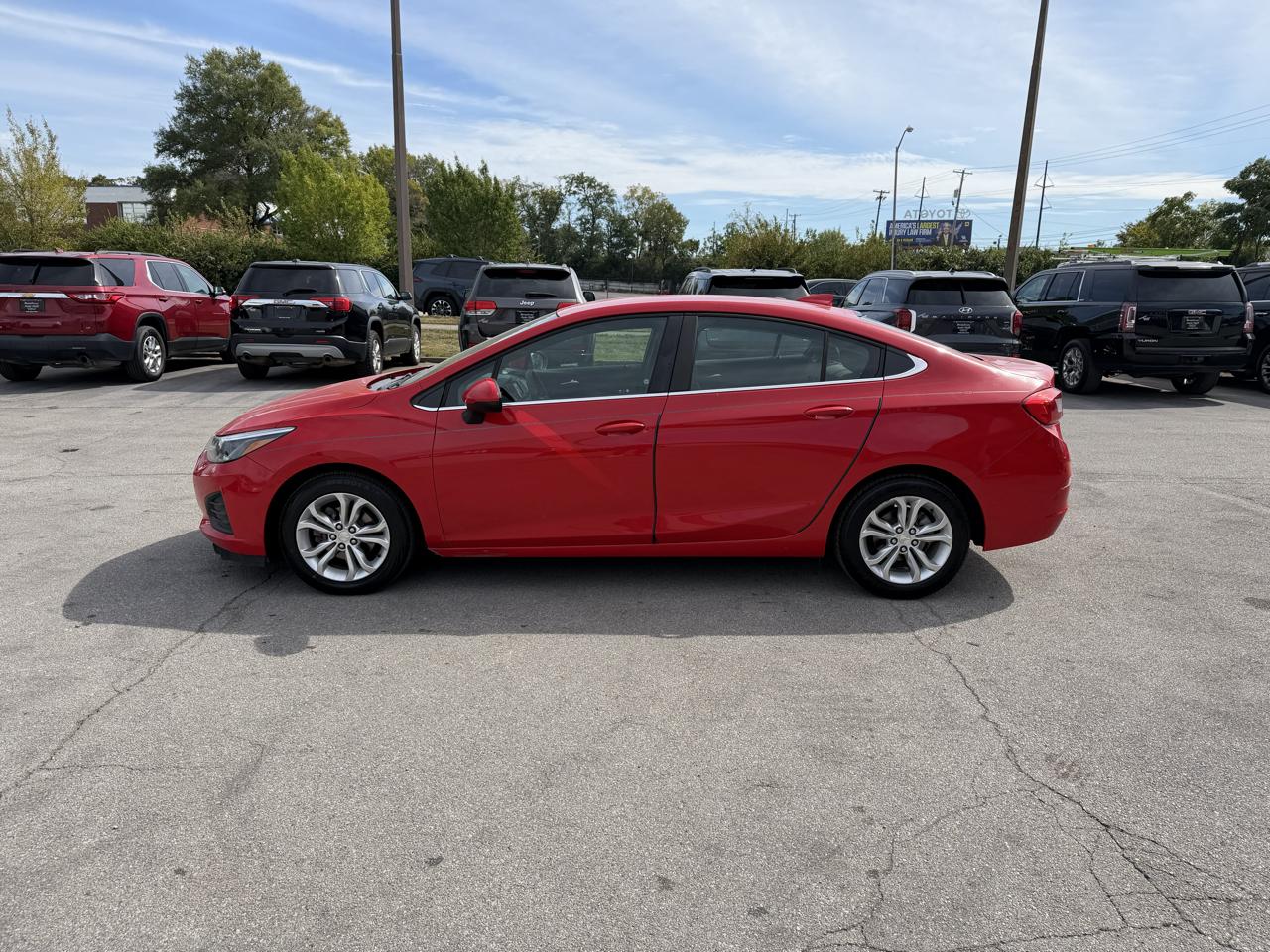 Chevrolet Cruze 4dr Sdn LT 2019