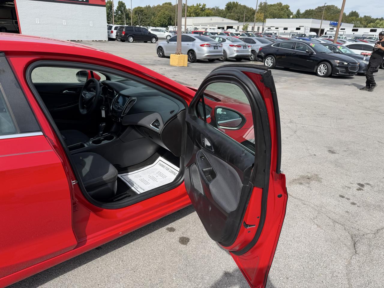 Chevrolet Cruze 4dr Sdn LT 2019