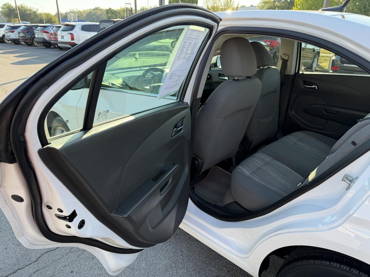 Chevrolet Sonic 4dr Sdn Auto LT 2013
