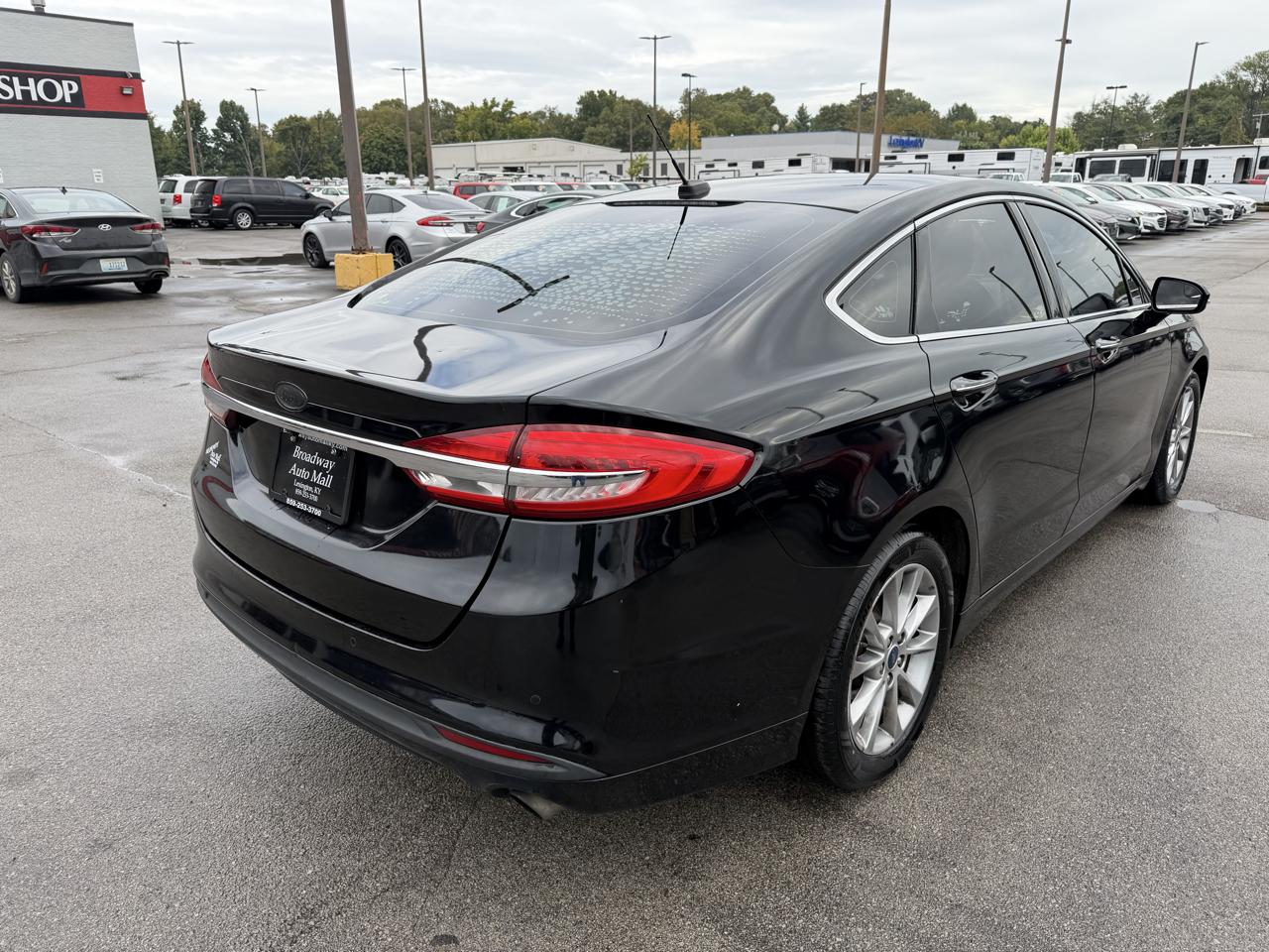 Ford Fusion SE 2017