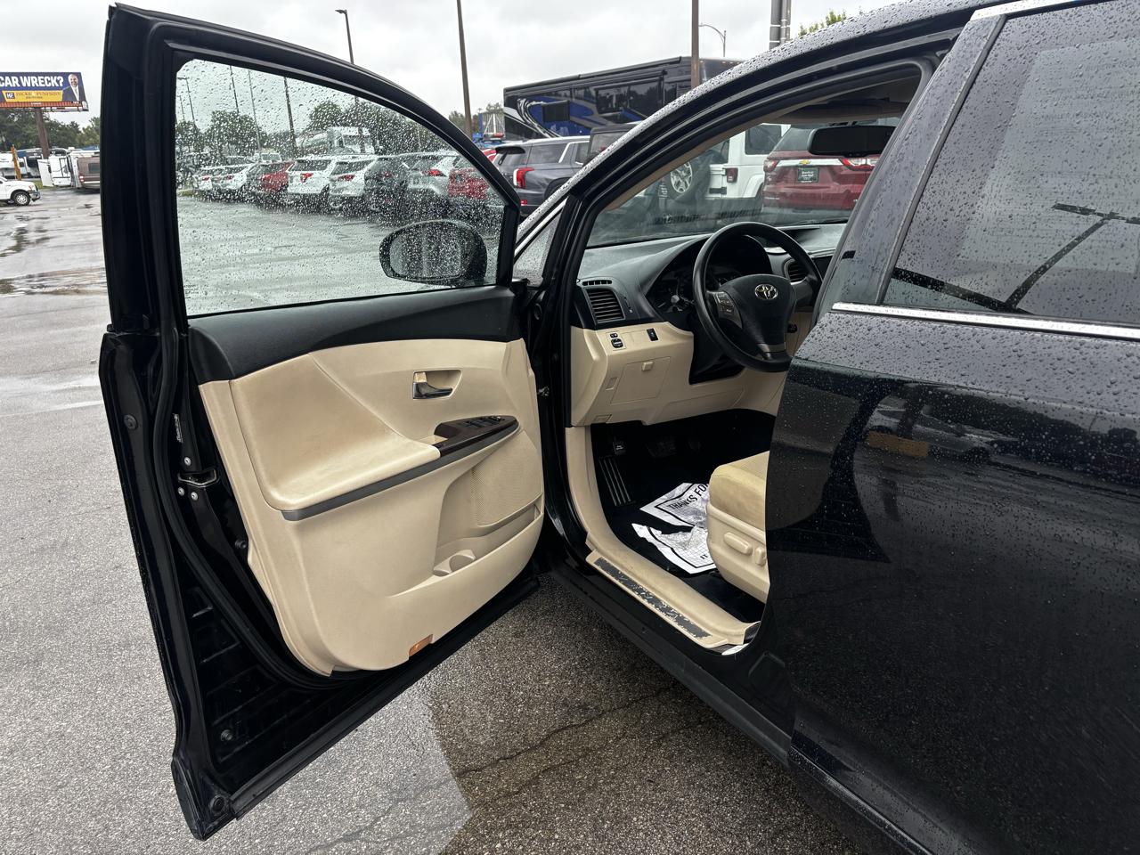 Toyota Venza 4dr Wgn I4 FWD (Natl) 2009