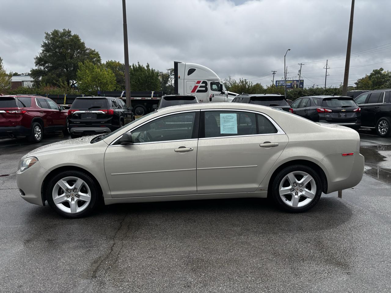 Chevrolet Malibu 4dr Sdn LS w/1FL 2012