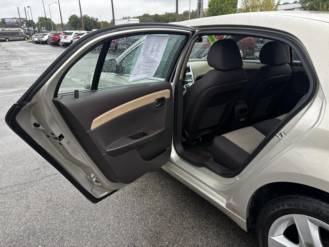 Chevrolet Malibu 4dr Sdn LS w/1FL 2012