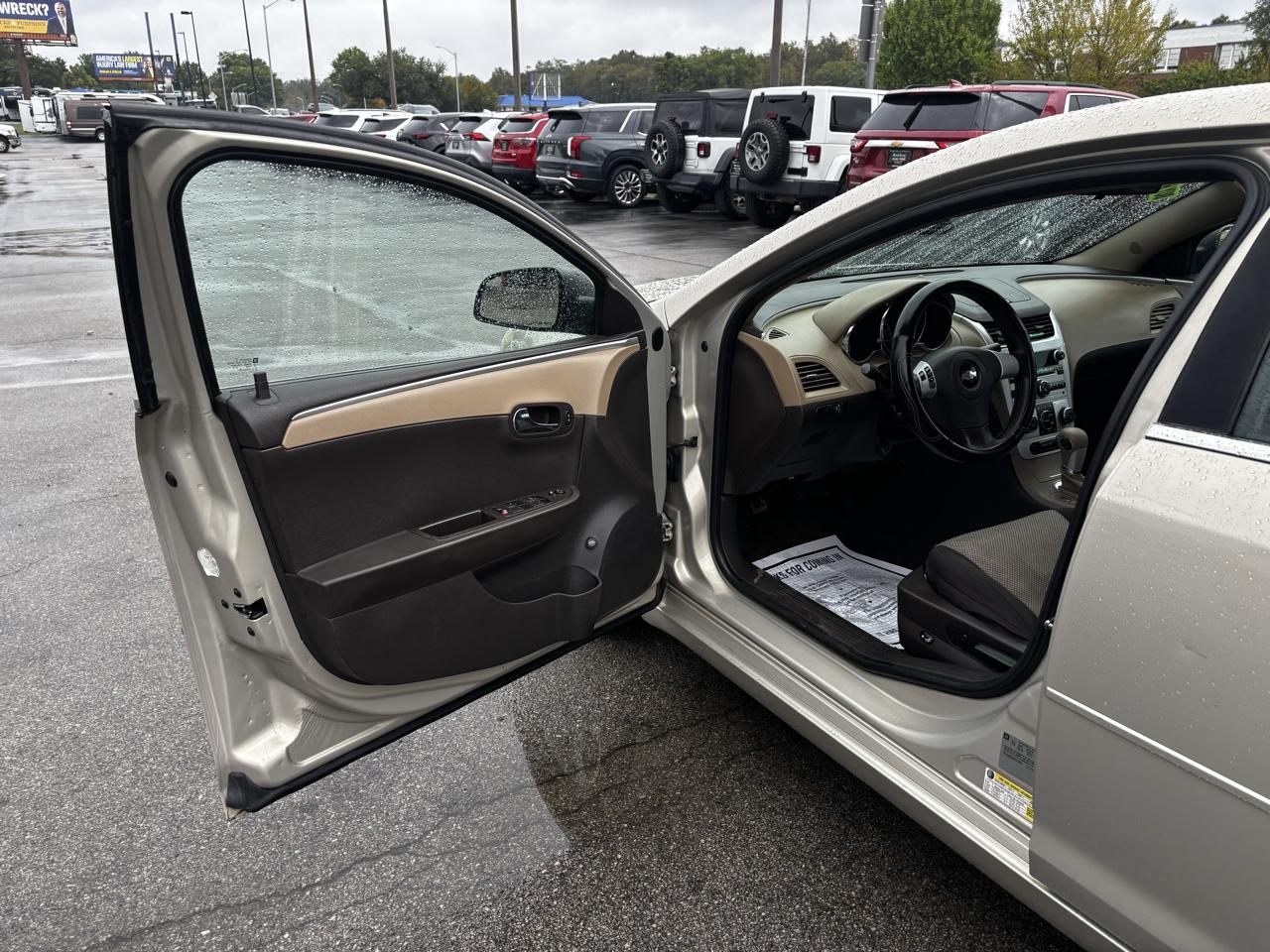 Chevrolet Malibu 4dr Sdn LS w/1FL 2012