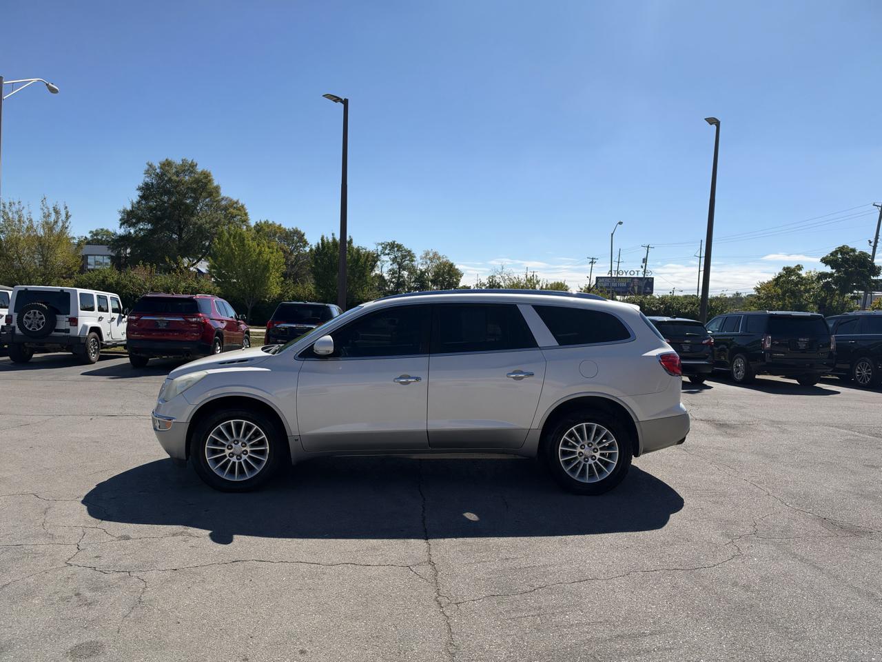 Buick Enclave FWD 4dr CXL w/1XL 2010