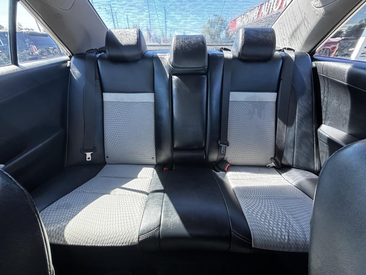 Toyota Camry 4dr Sdn I4 Auto SE Sport Limited Edition (Natl) 2012