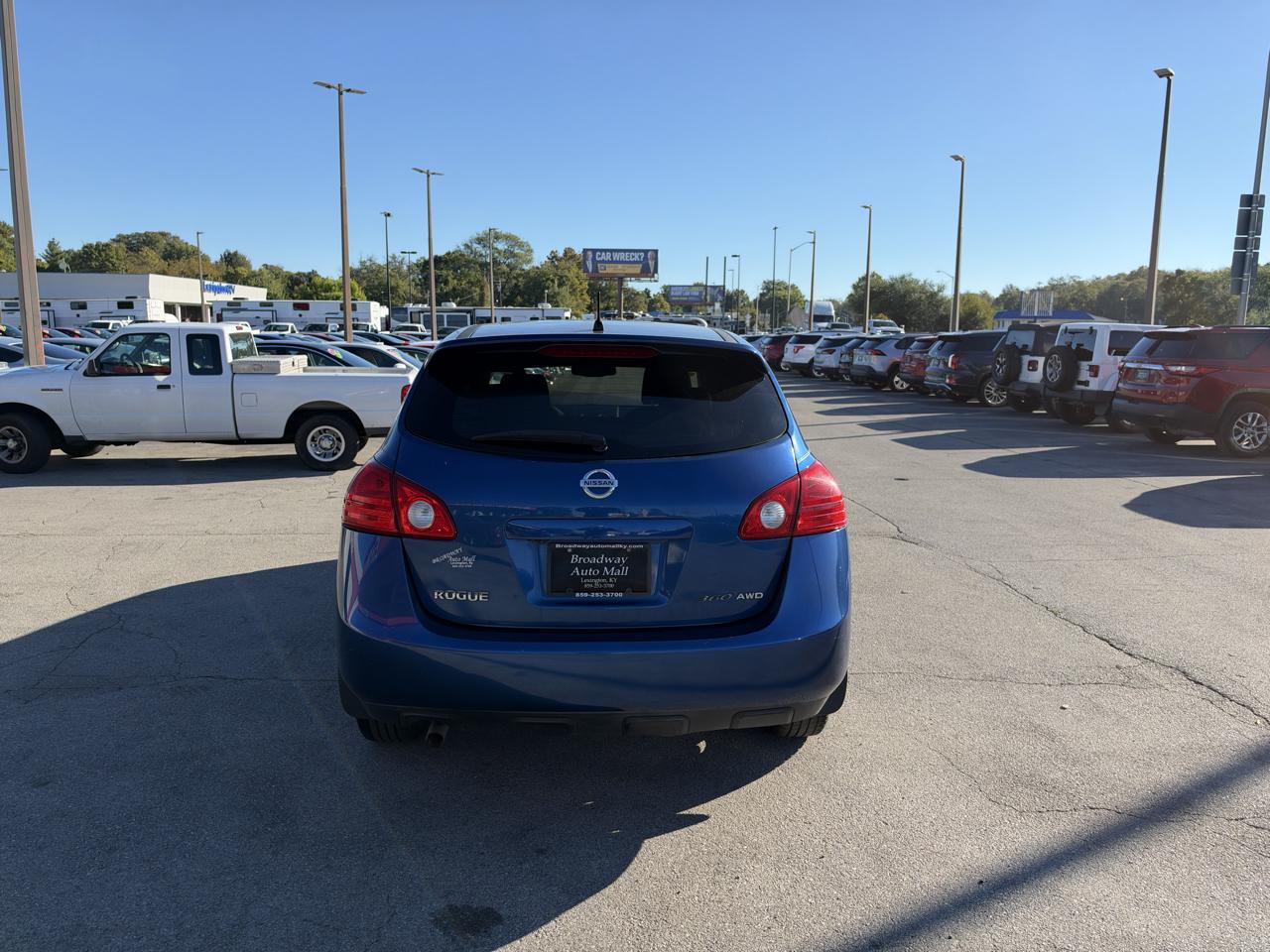 Nissan Rogue S 2010