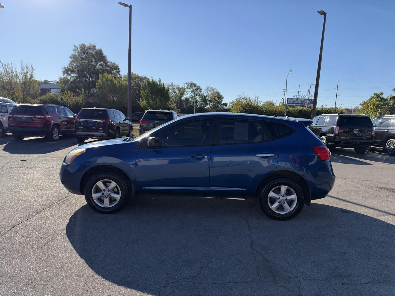 Nissan Rogue S 2010