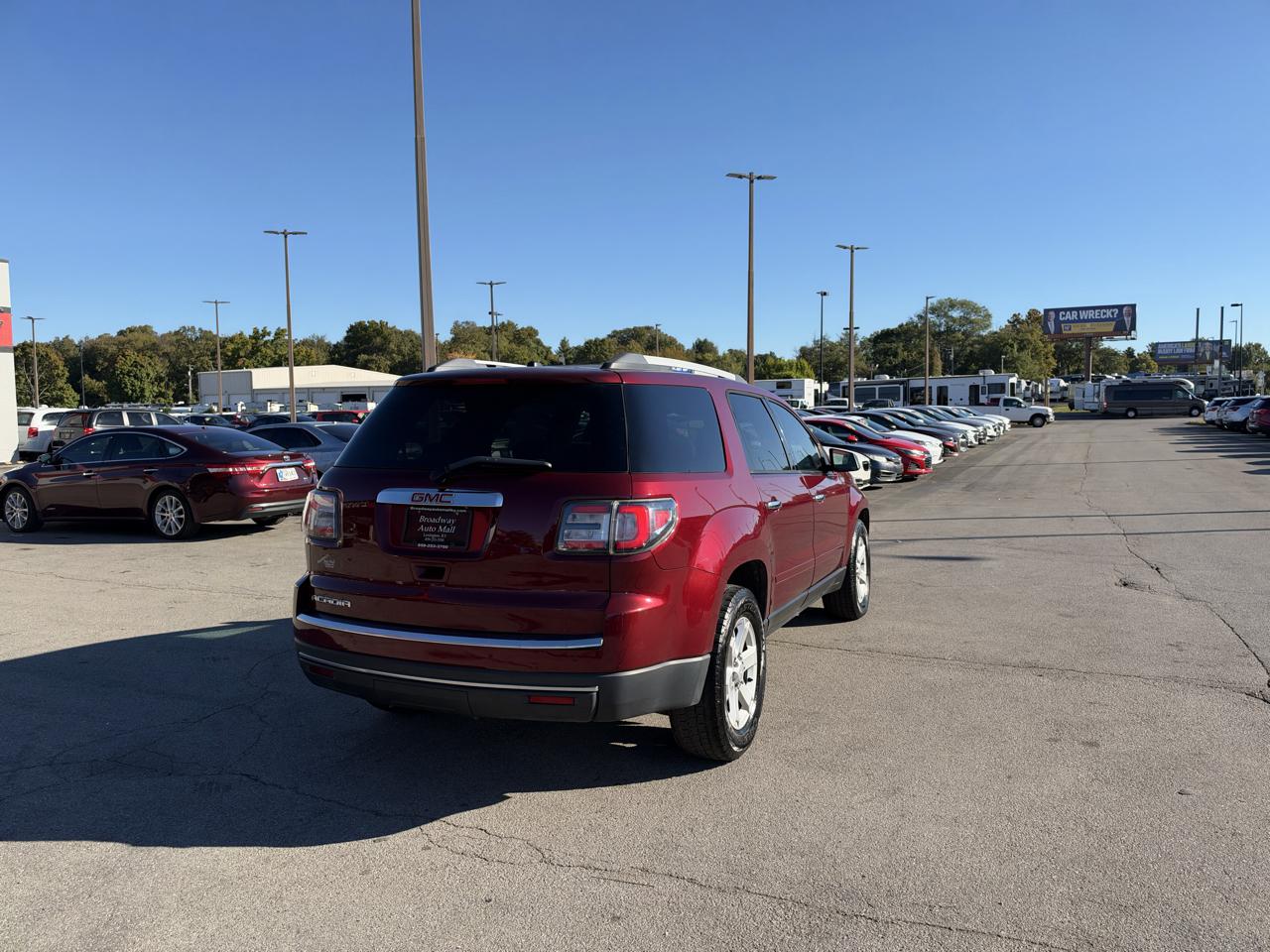 GMC Acadia FWD 4dr SLE w/SLE-1 2015