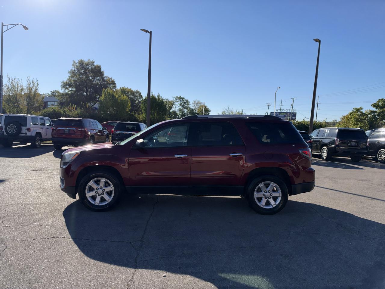 GMC Acadia FWD 4dr SLE w/SLE-1 2015