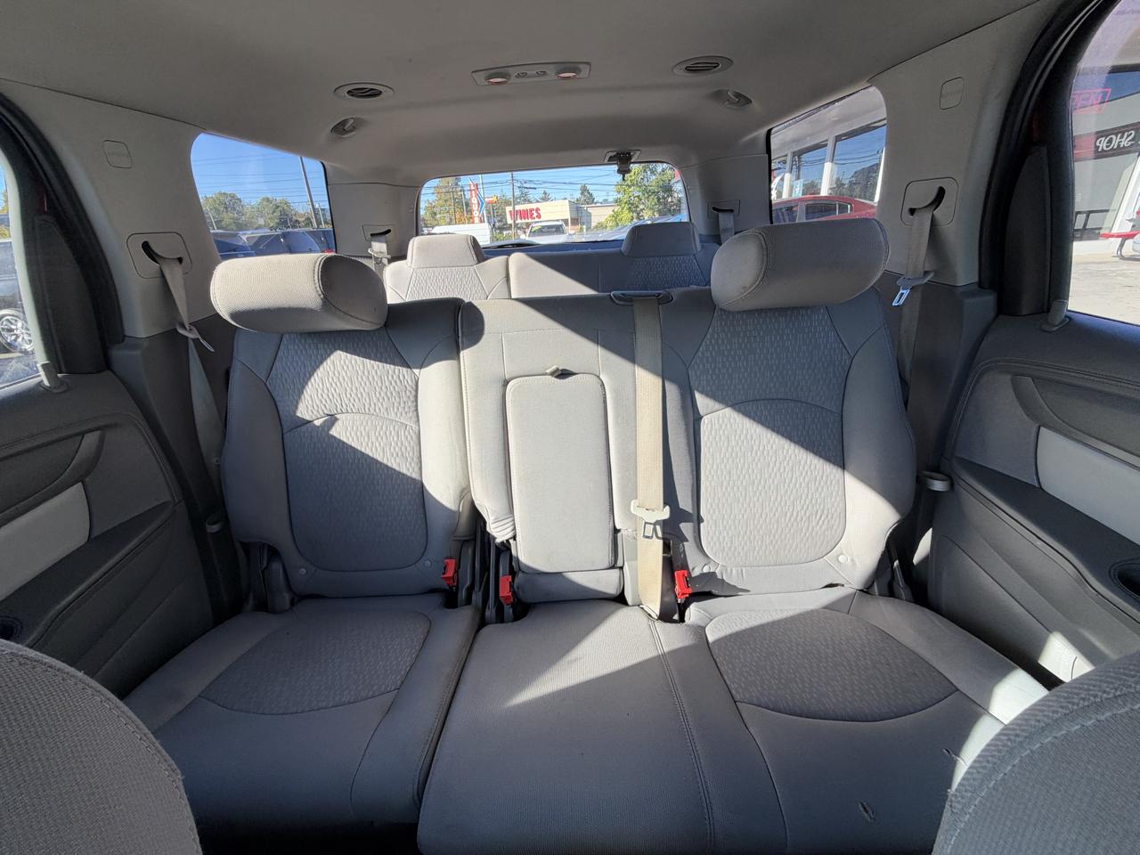 GMC Acadia FWD 4dr SLE w/SLE-1 2015