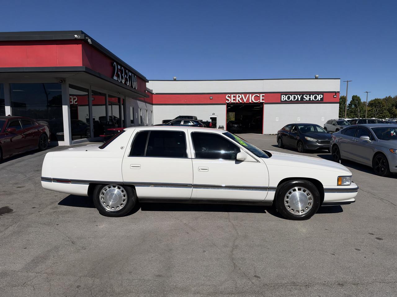 Cadillac DeVille 4dr Sdn 1996