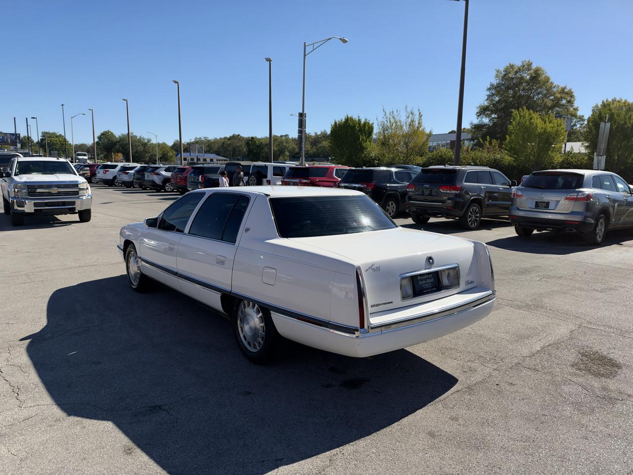 Cadillac DeVille 4dr Sdn 1996
