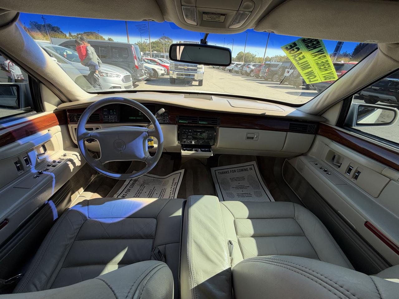 Cadillac DeVille 4dr Sdn 1996
