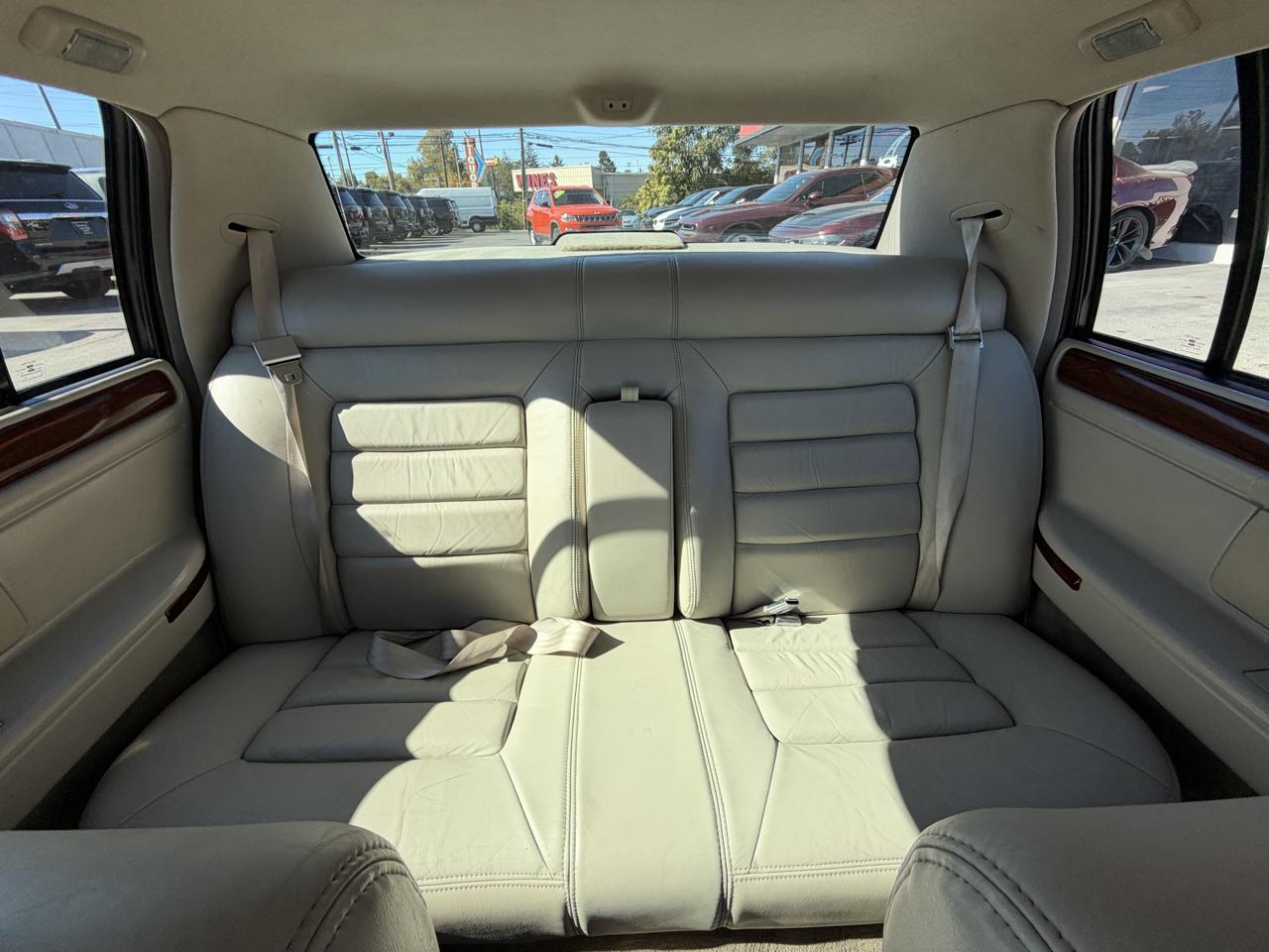 Cadillac DeVille 4dr Sdn 1996