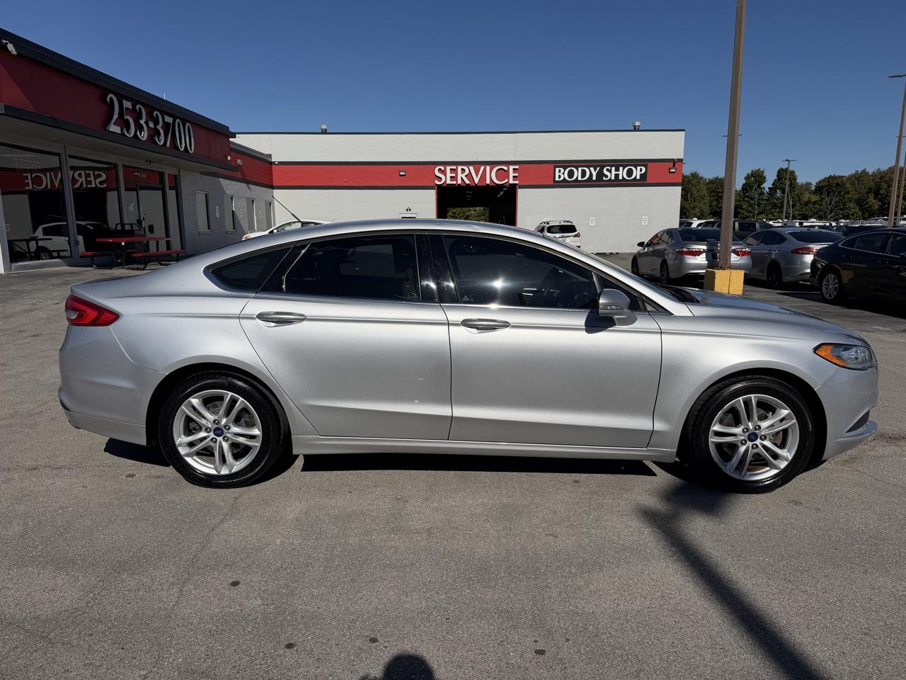 Ford Fusion SE FWD 2018