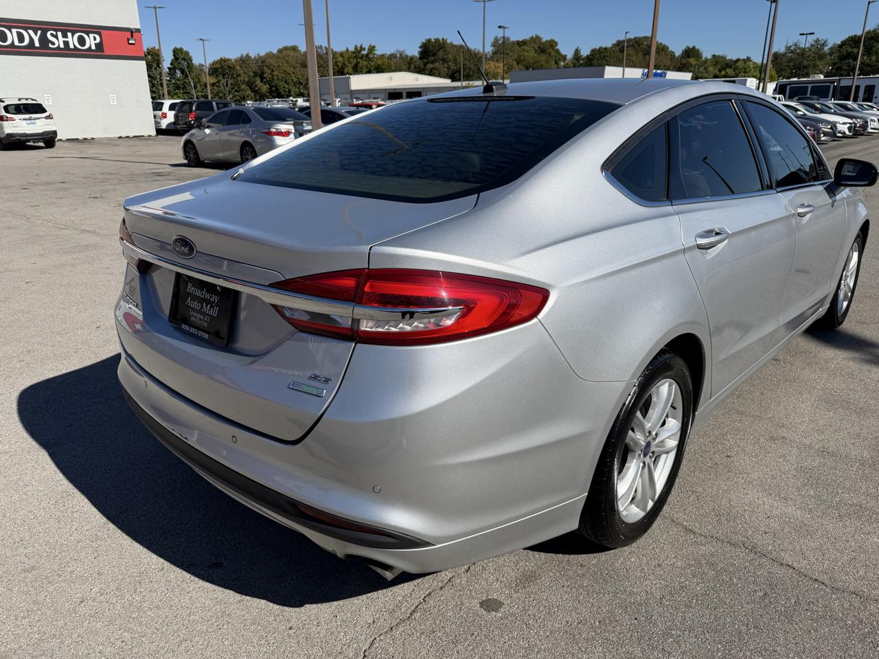 Ford Fusion SE FWD 2018