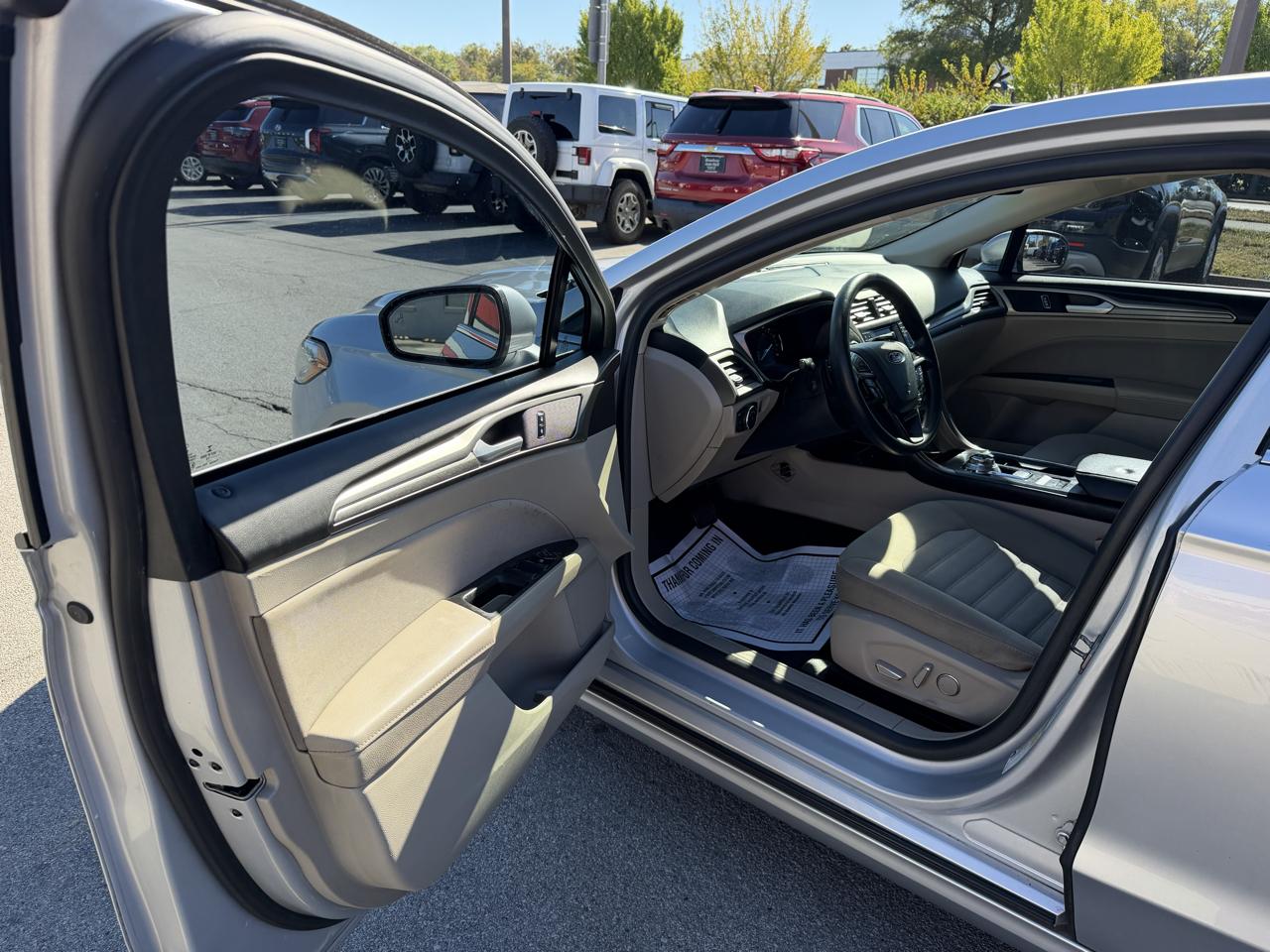 Ford Fusion SE FWD 2018