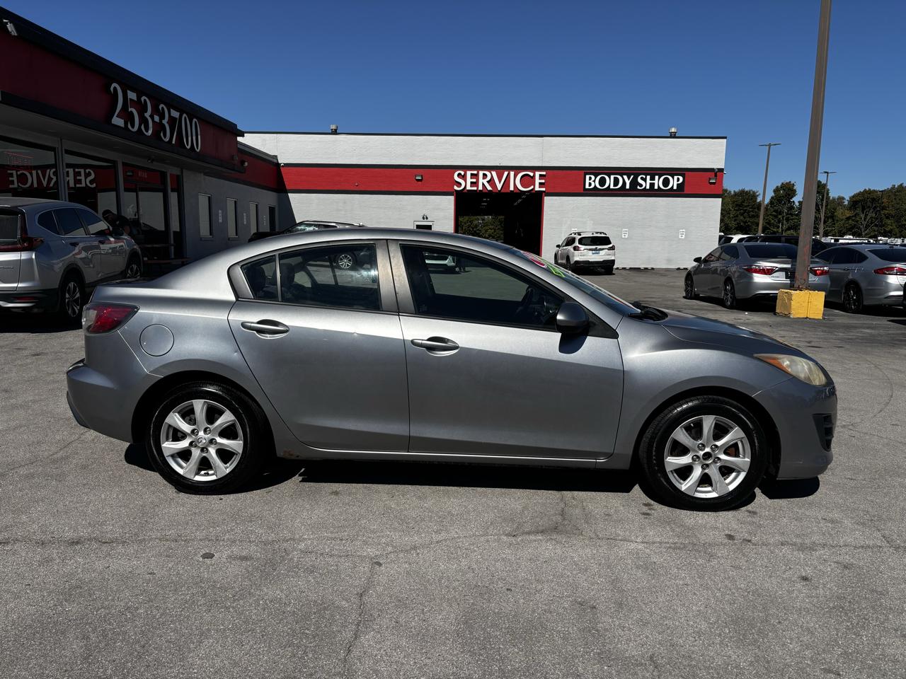 Mazda MAZDA3 4dr Sdn Auto i Touring 2010