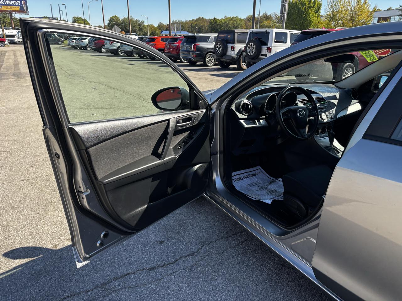 Mazda MAZDA3 4dr Sdn Auto i Touring 2010