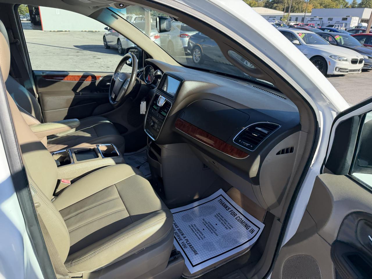 Chrysler Town & Country 4dr Wgn Touring 2014