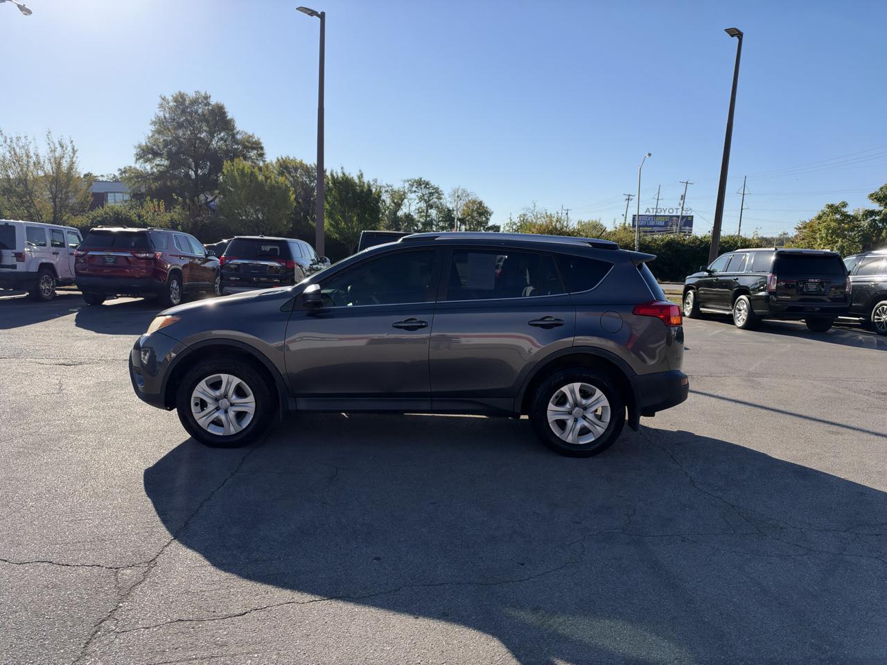 Toyota RAV4 AWD 4dr LE (Natl) 2014