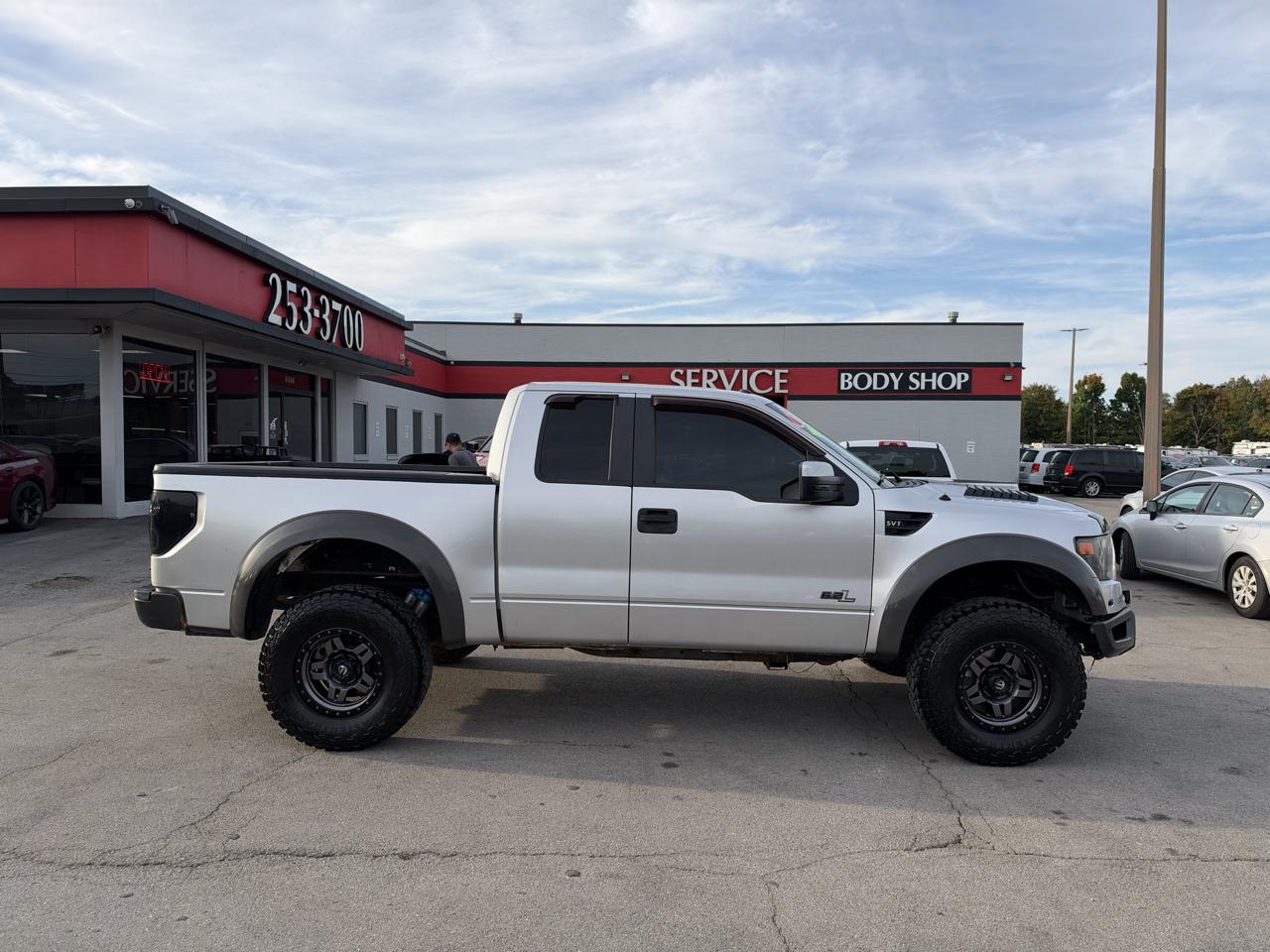 Ford F-150 4WD SuperCab 133" SVT Raptor 2013