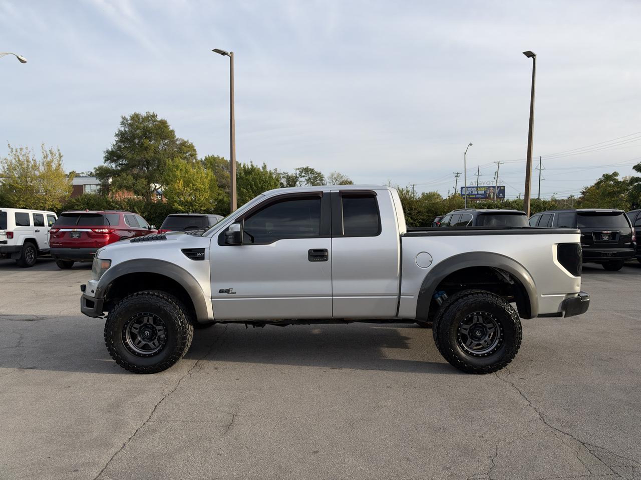 Ford F-150 4WD SuperCab 133" SVT Raptor 2013