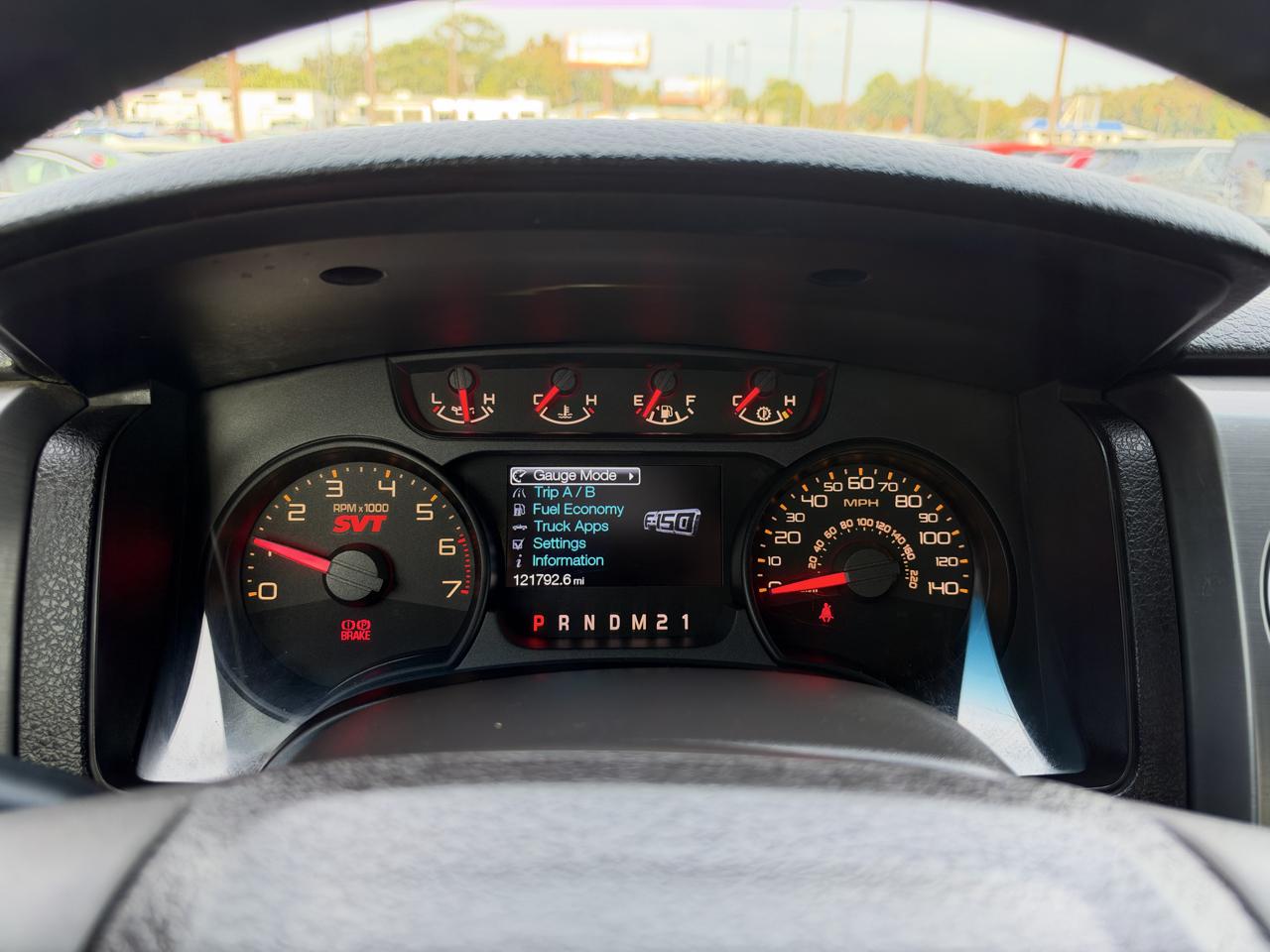 Ford F-150 4WD SuperCab 133" SVT Raptor 2013