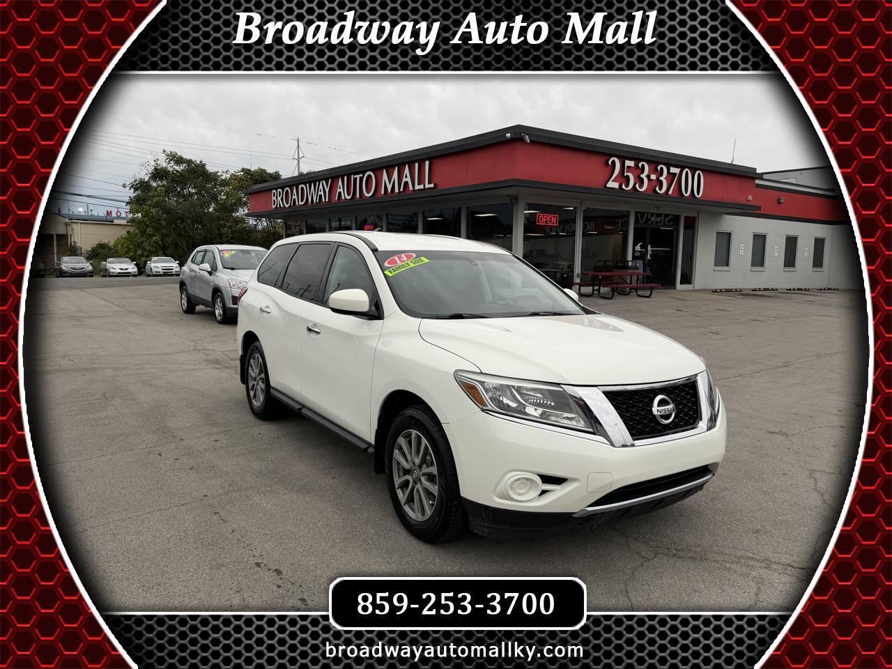 Nissan Pathfinder S 2014