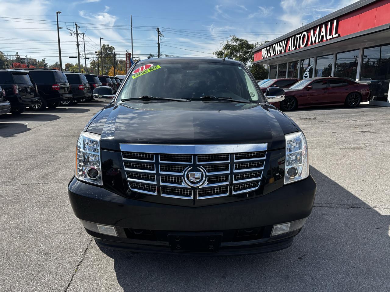 Cadillac Escalade ESV AWD 4dr Luxury 2011