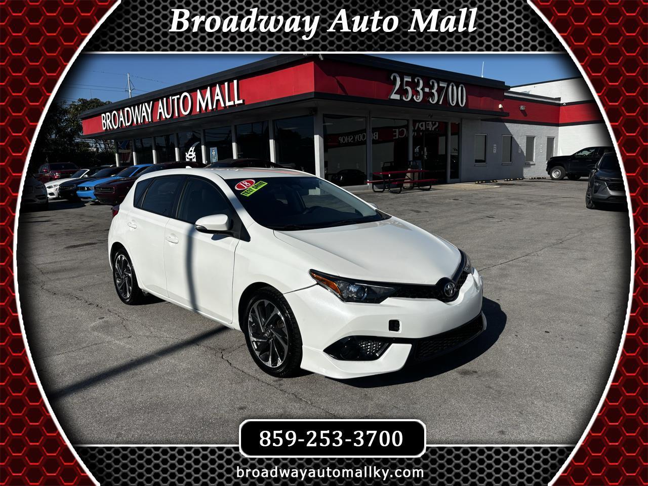 2018 Toyota Corolla iM 4D Hatchback