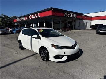 2018 Toyota Corolla iM 4D Hatchback