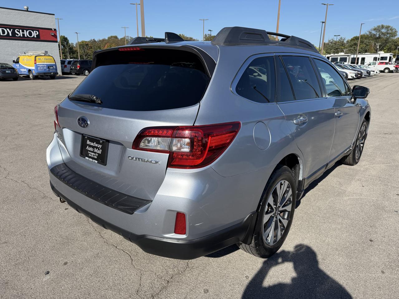 Subaru Outback Limited 2016