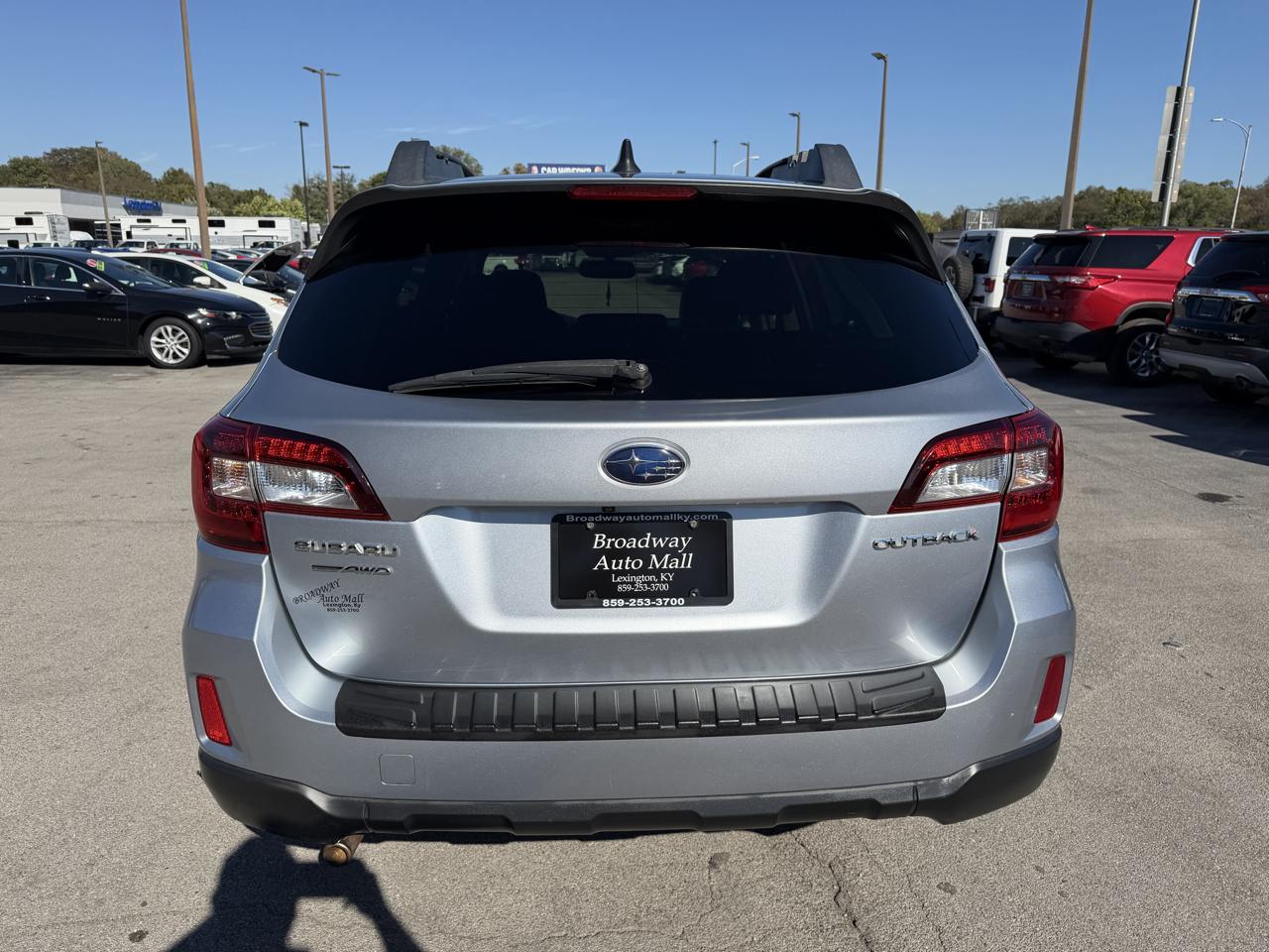Subaru Outback Limited 2016