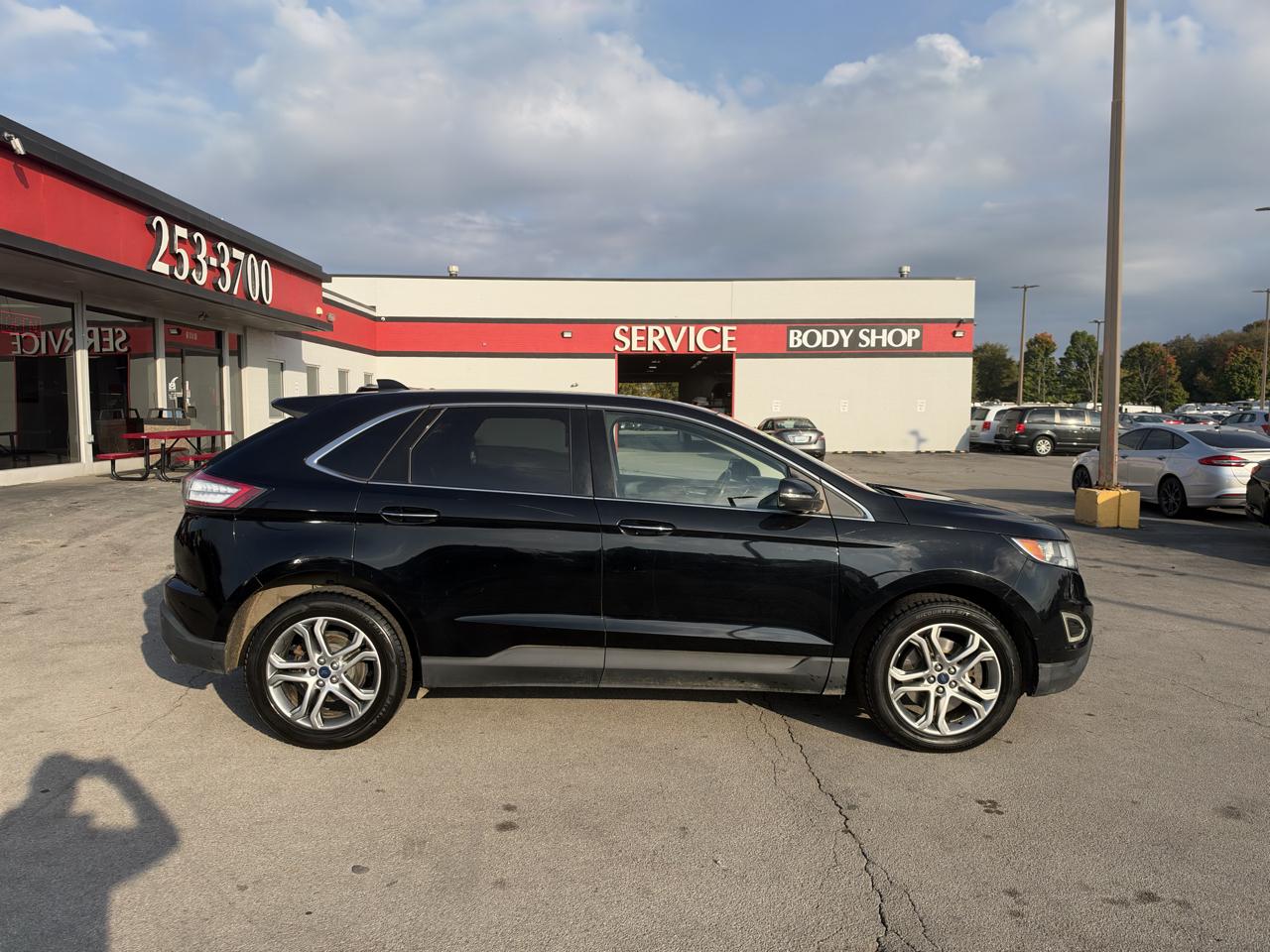 Ford Edge 4dr Titanium AWD 2016