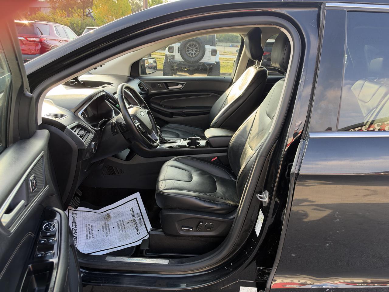 Ford Edge 4dr Titanium AWD 2016