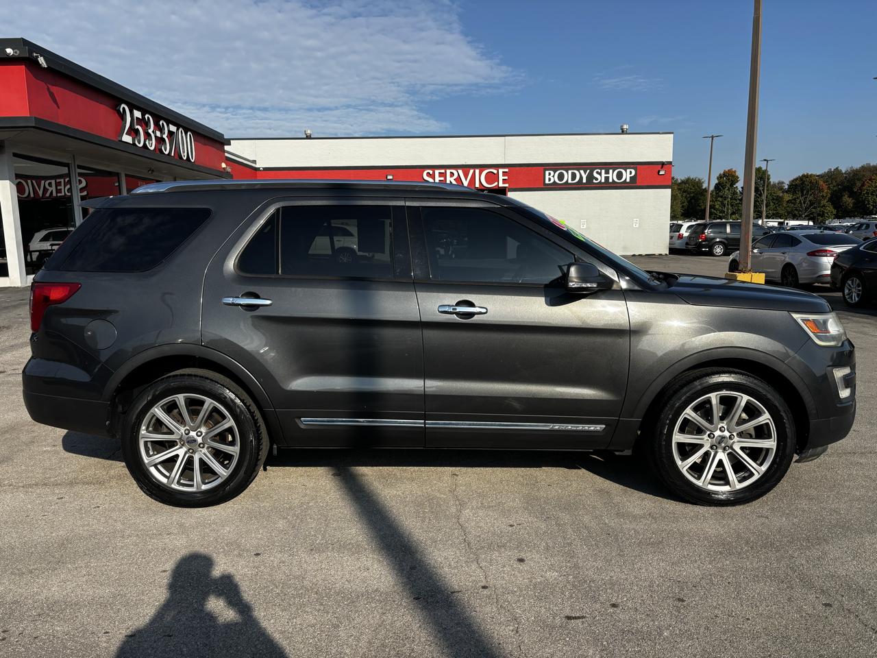 Ford Explorer Limited 4WD 2017