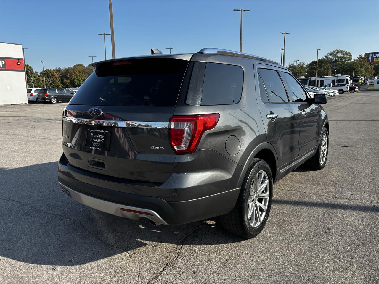 Ford Explorer Limited 4WD 2017