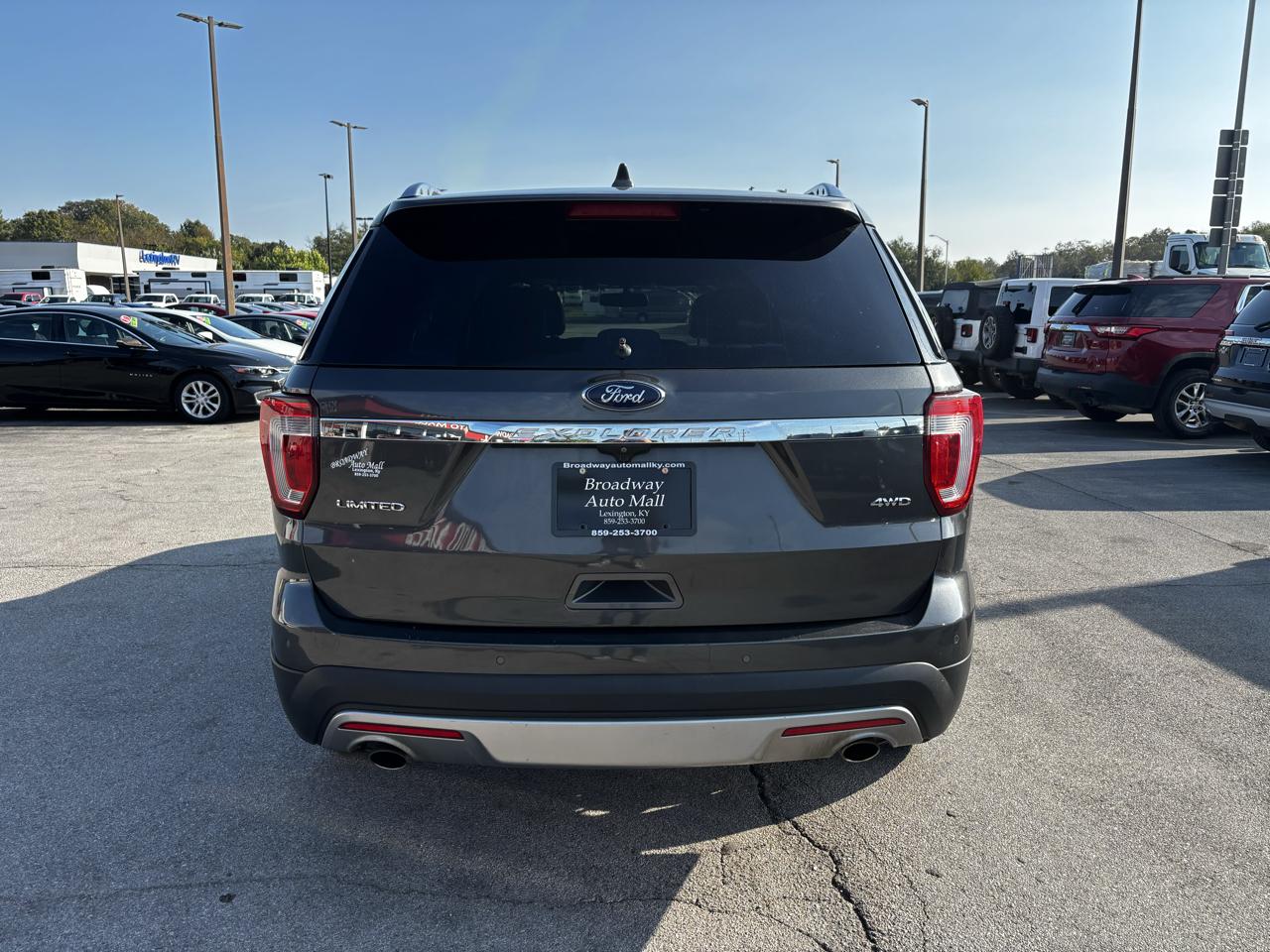 Ford Explorer Limited 4WD 2017