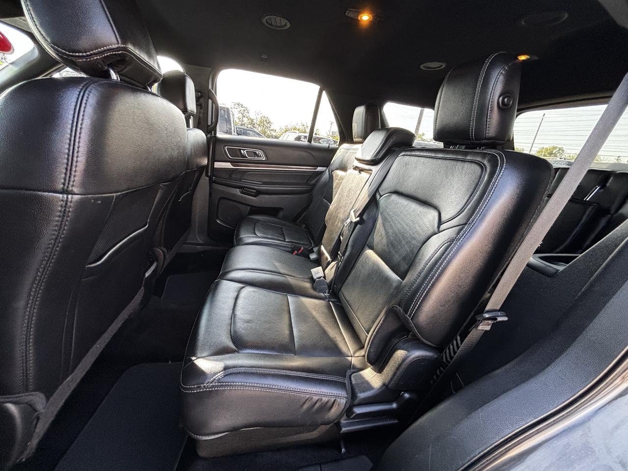 Ford Explorer Limited 4WD 2017