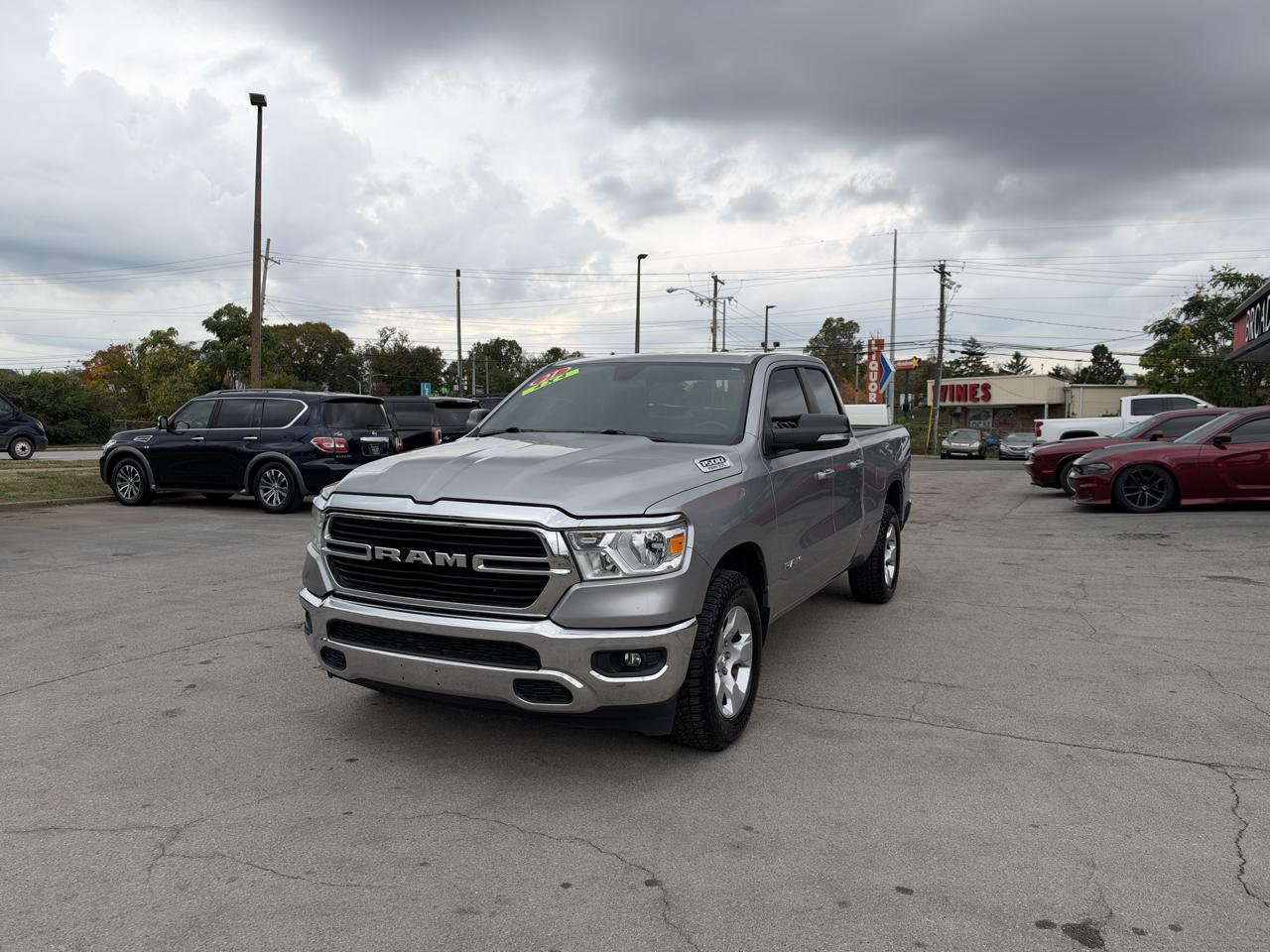 RAM 1500 Big Horn 4x4 Quad Cab 6'4" Box 2021