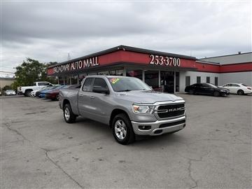 2021 RAM 1500 Big Horn 4x4 Quad Cab 6'4" Box