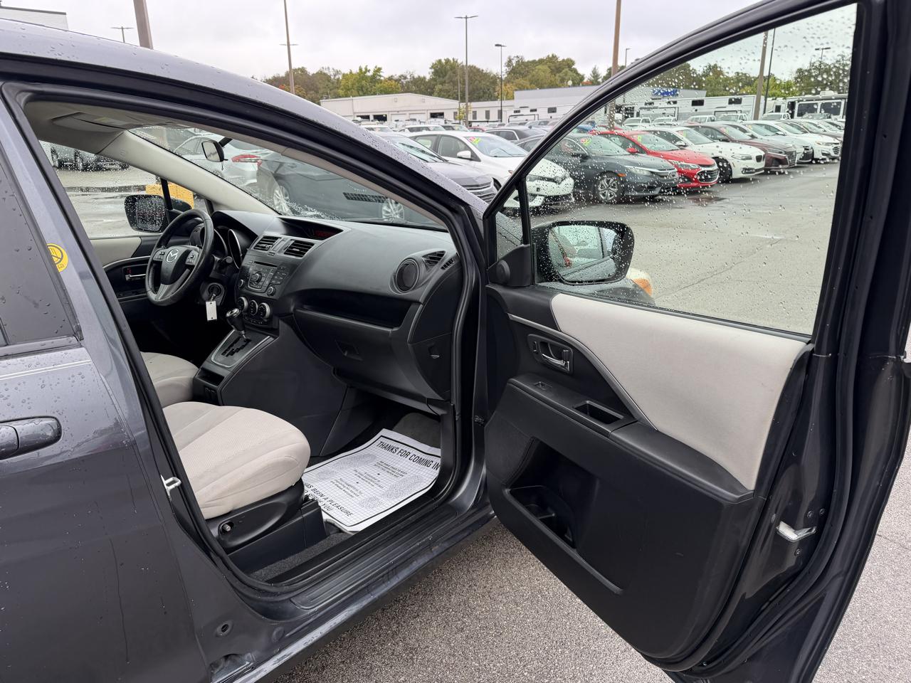 Mazda MAZDA5 Touring 2015
