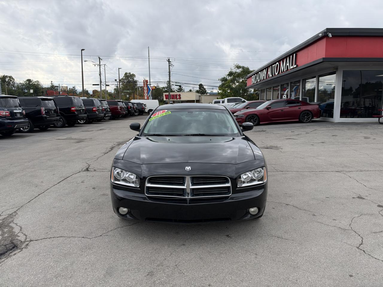 Dodge Charger 4dr Sdn SXT RWD 2010