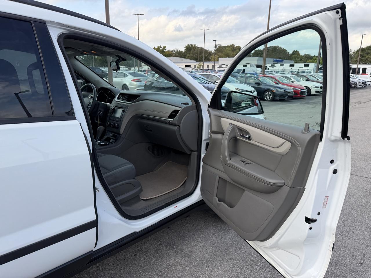 Chevrolet Traverse LS 2017