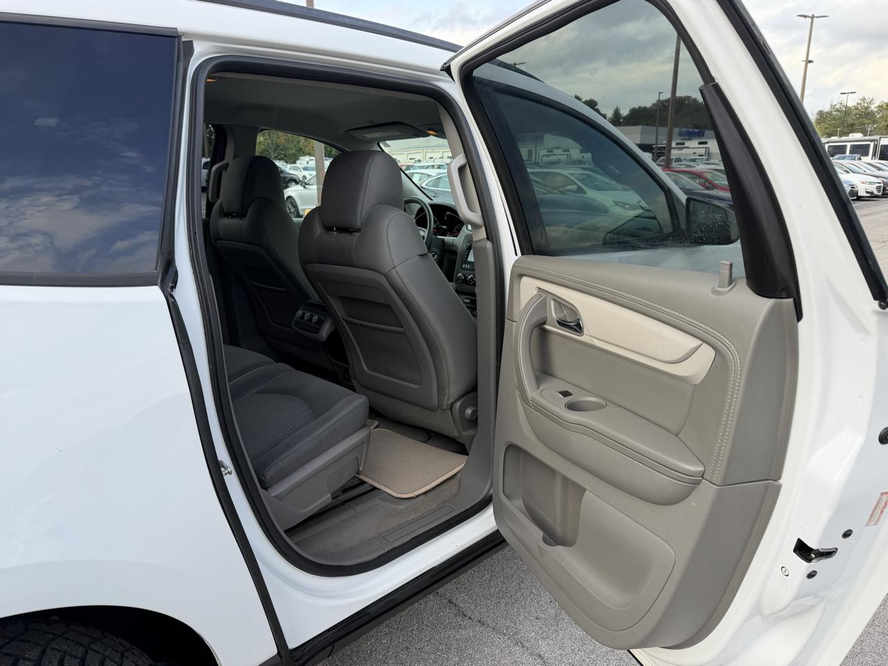 Chevrolet Traverse LS 2017