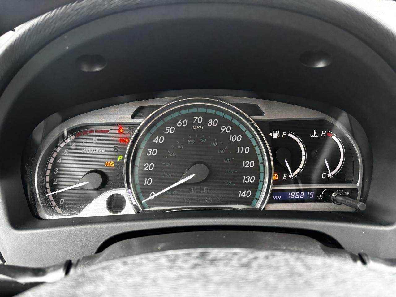 Toyota Venza 4dr Wgn V6 AWD (Natl) 2011